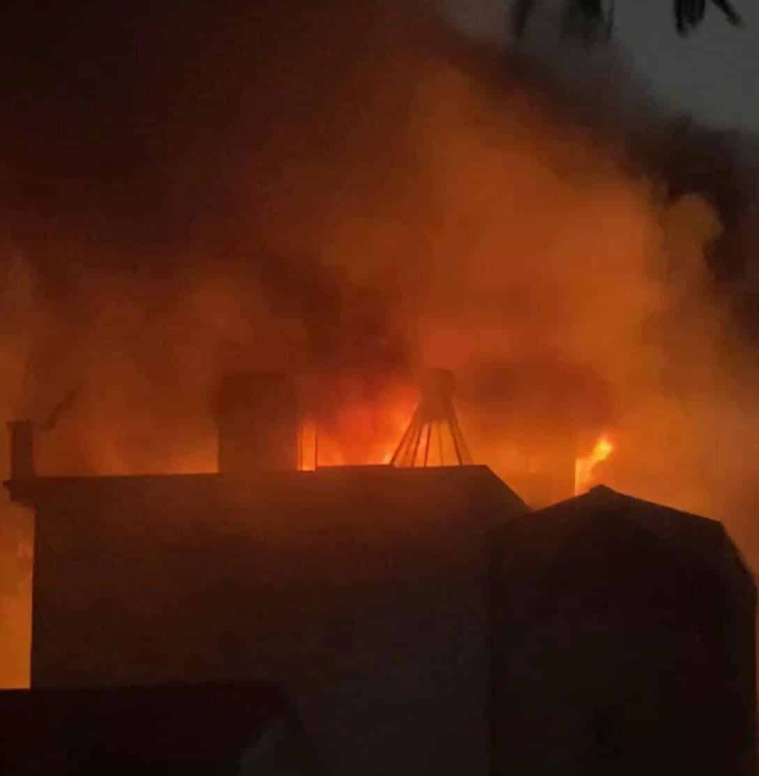 Hà Nội: Cháy lớn tại Trương Định ngay lúc nay