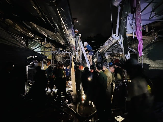 Quảng Bình – cháy lớn ở chợ Ba Đồn đêm qua
