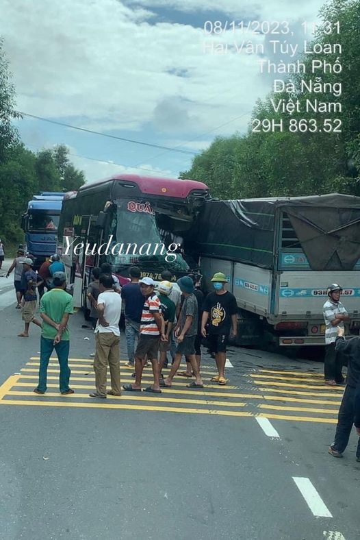 Video: TNGT nghiêm trọng tại Hải Vân – Đà Nẵng ngay lúc này
