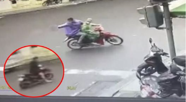 NÓNG!!! Hãi hùng đối tượng lạ mặt dùng 🔫 khai hỏa nhiều phát về phía một người đàn ông ở Bình Định